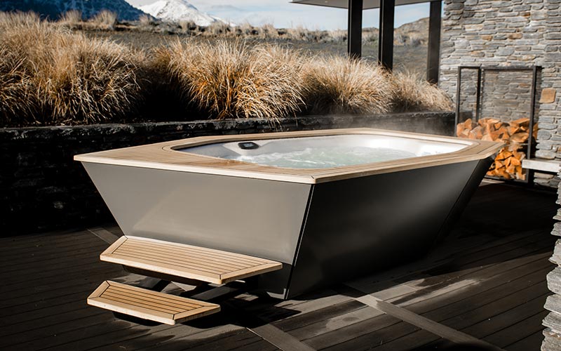 IKON Hot Tub